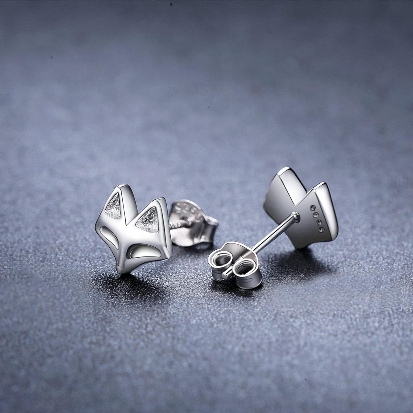 Animal Earrings, Graduation Gift Cat Panda Fox Wolf Hummingbird Frog Giraffe 925 Sterling Silver Animal Stud Earrings for Women Girls