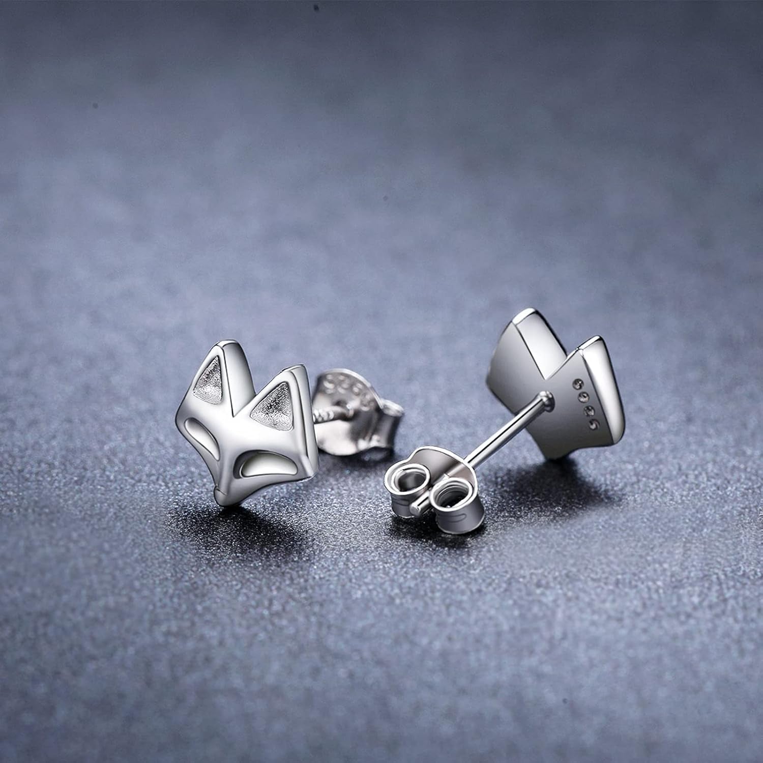 Animal Earrings, Graduation Gift Cat Panda Fox Wolf Hummingbird Frog Giraffe 925 Sterling Silver Animal Stud Earrings for Women Girls